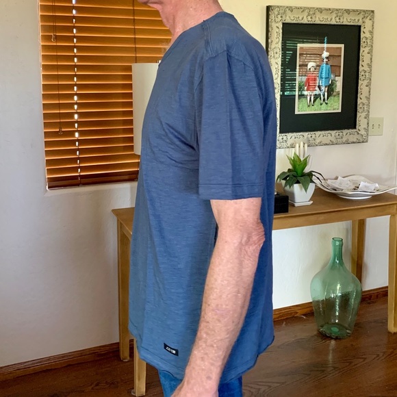 Joe’s Jeans raw edge lightweight blue T-shirt - Picture 5 of 7